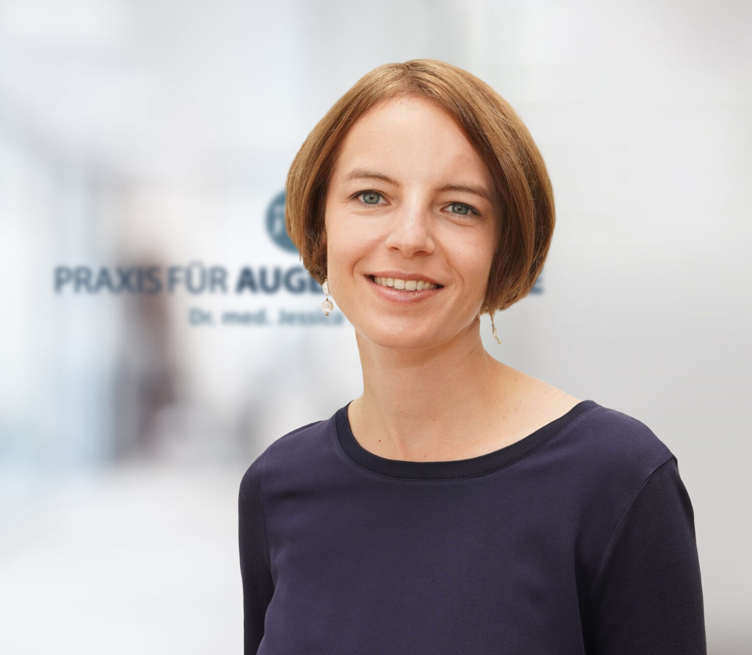 Artemis Augenarztpraxis Am Klinikum Wetzlar - Dr. Med. A. Fischer Team – Private Augenarztpraxis Kronberg Dr. med. Jessica Walz